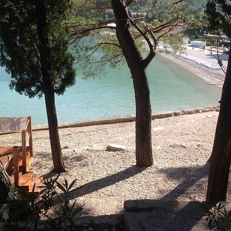 Apartment Biserka تْسافتات الغرفة الصورة