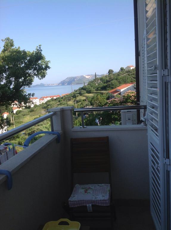 Apartment Biserka تْسافتات الغرفة الصورة